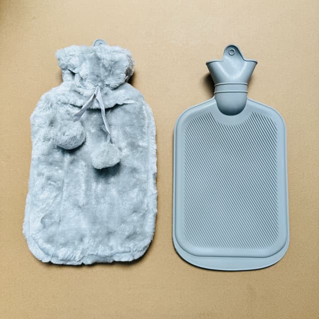 *★Hot Water Bottle with Fur Fleece Cover*
✅Capacity 2 Litr